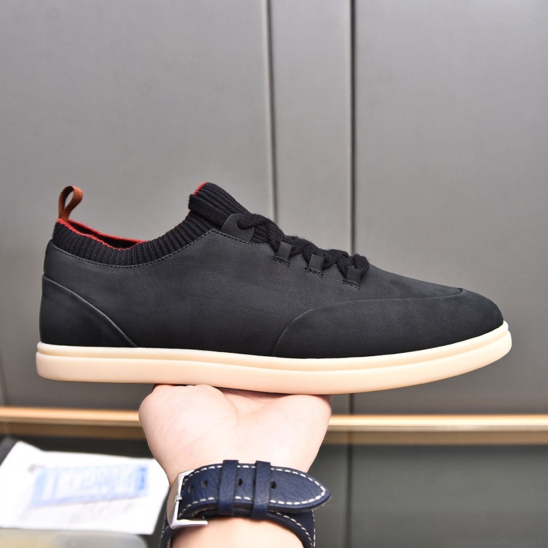 Pra*a casual shoes